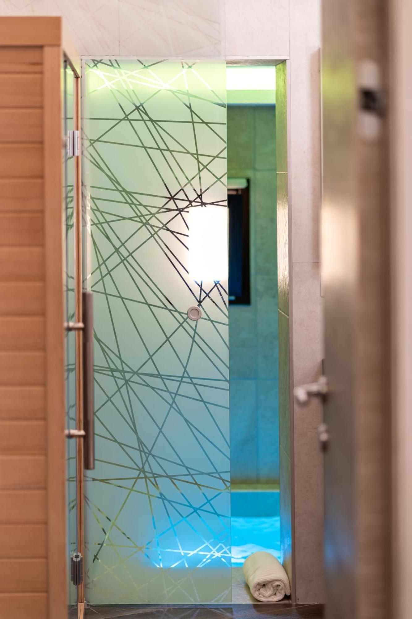 Luxuite Spa Con Piscina E Jacuzzi Alberobello Exterior photo