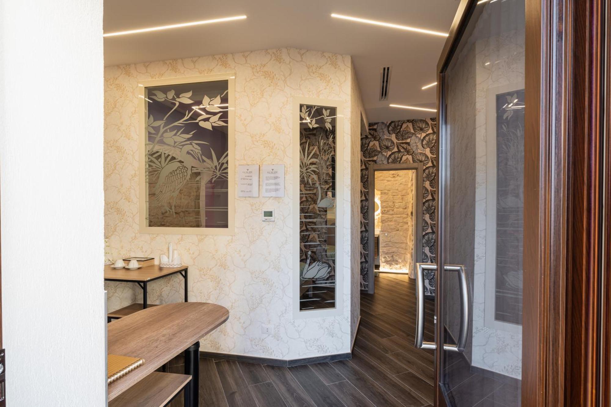 Luxuite Spa Con Piscina E Jacuzzi Alberobello Exterior photo